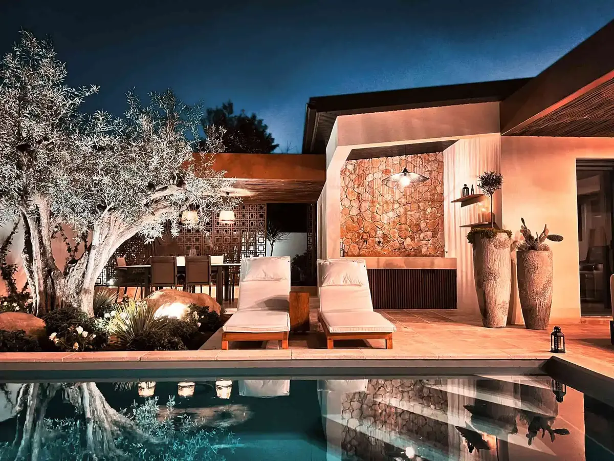 villa ollea exterieur nuit