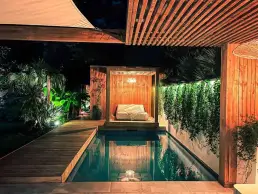 Naoned piscine nuit apres uai